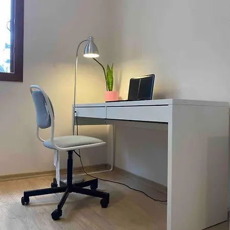 Office Flat Smirne